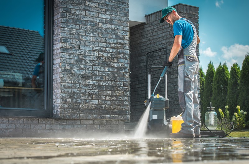 PLS Pressure Wash