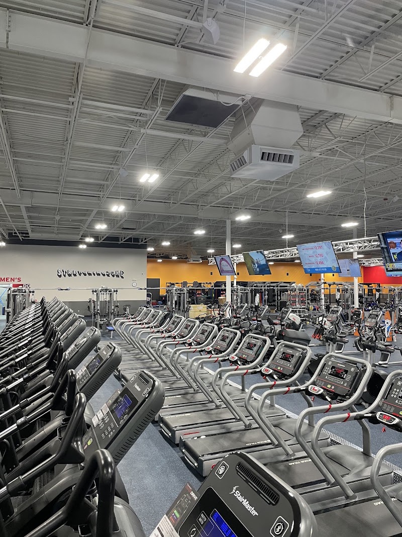 Crunch Fitness - Broken Arrow