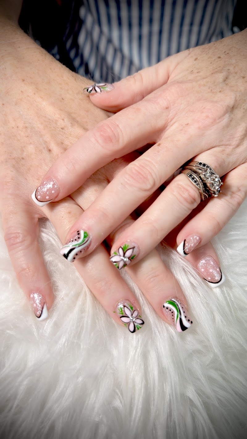 US Nails