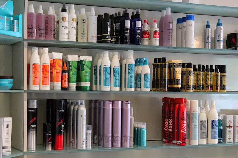 Allura Salon and Day Spa