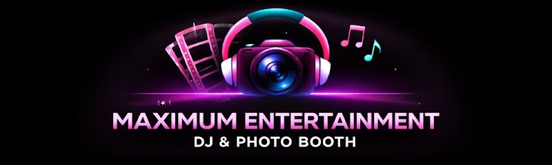 Maximum Entertainment Mobile Music DJs and Photo Booths