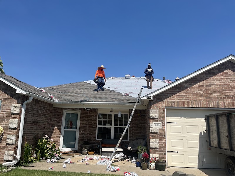 RoofUp Roofing and Construction