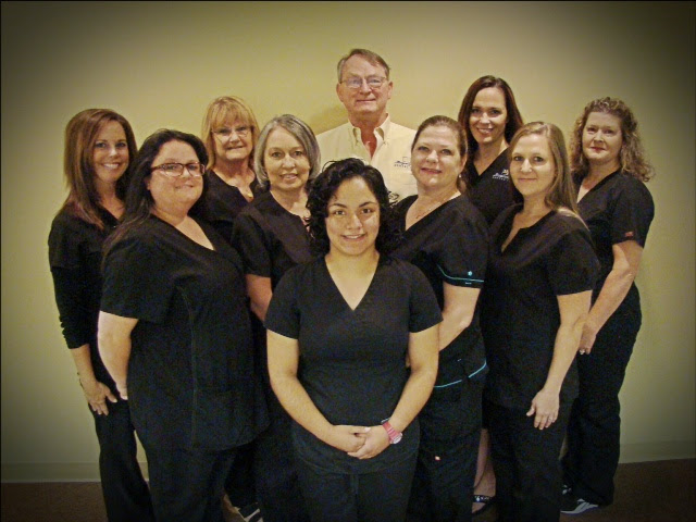 Montgomery Park Dental Care: William C. Quinn, DDS