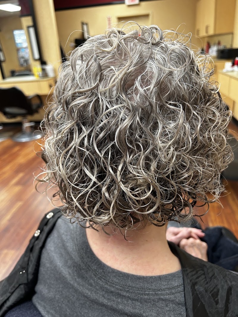 Luxury Barber Salon & Spa