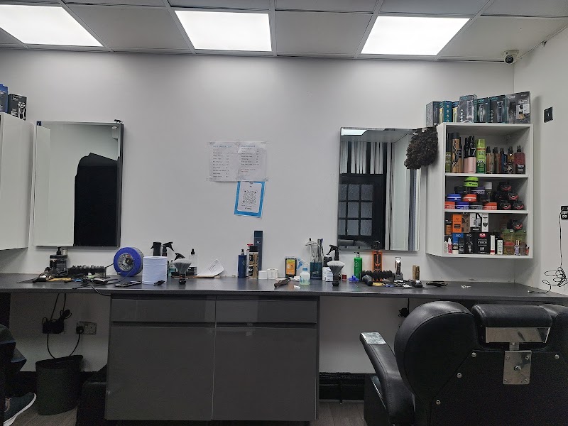 Mo's Barber Club