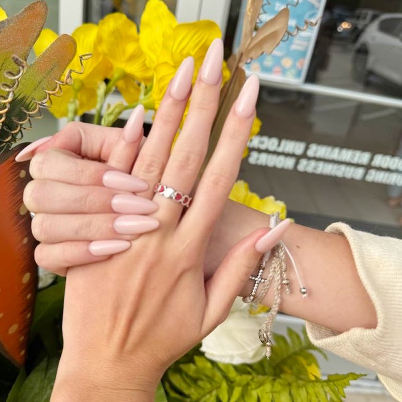 Plush Nail Bar Woodforest