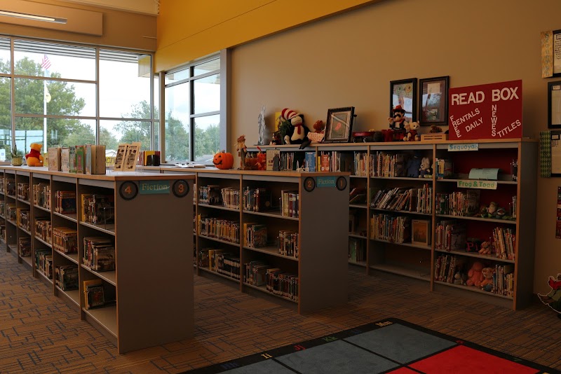 Oak Crest Elementary School