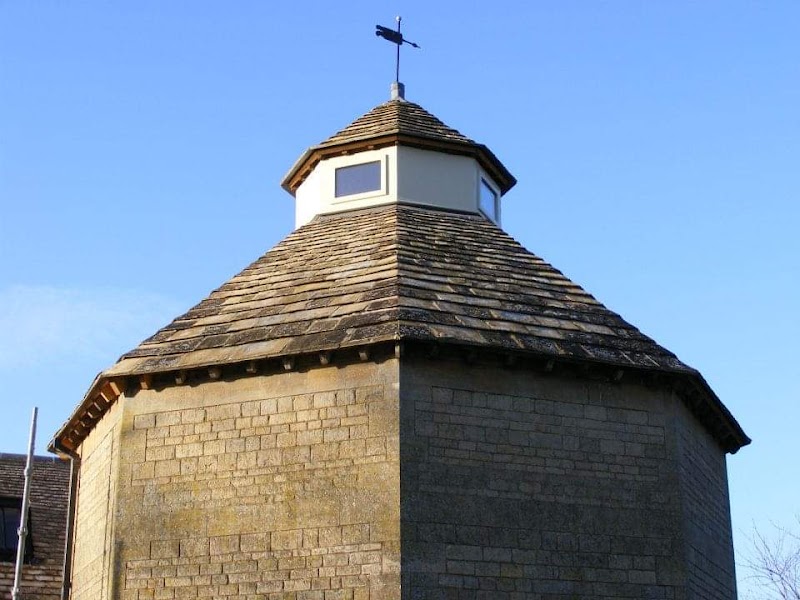 C&D Roofers Stamford - Collyweston Slate Specialist
