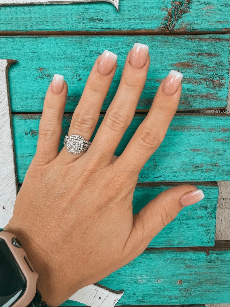 Yuki Nails