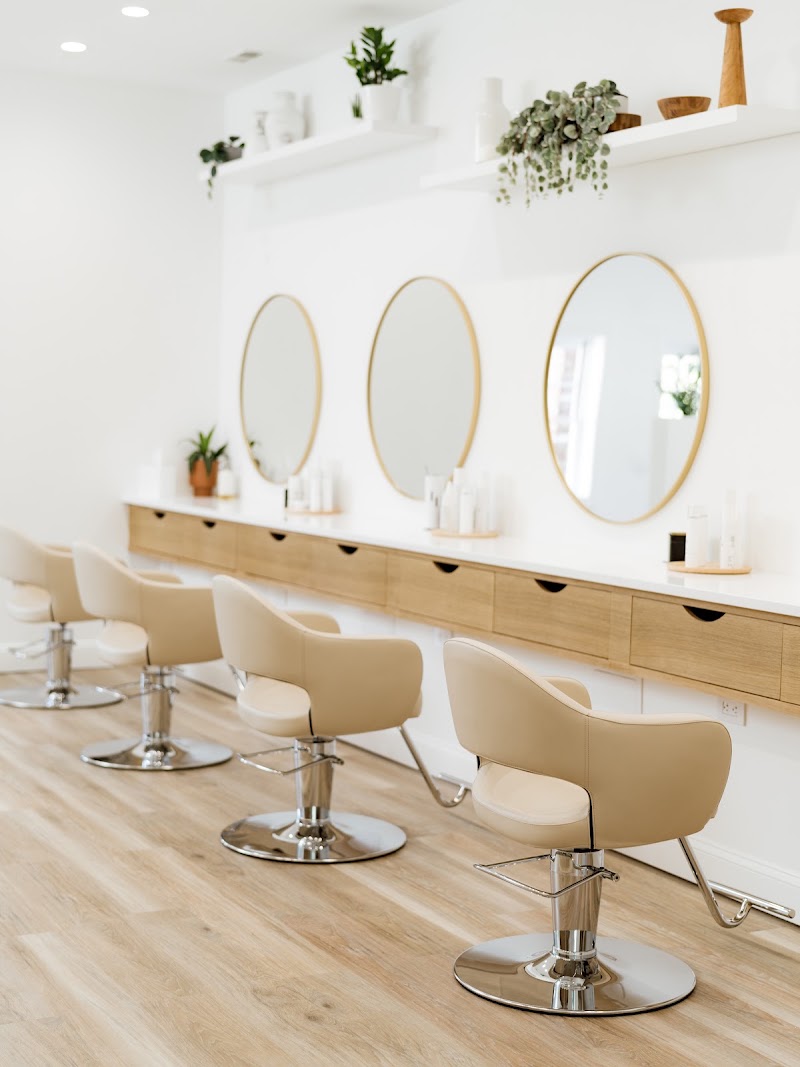 La Brosse Dry Bar