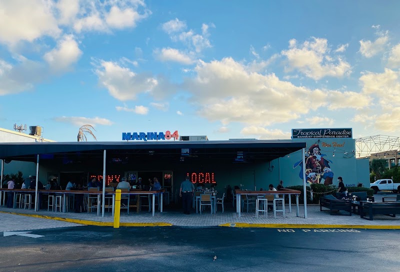 Marina 84 SPORTS BAR & GRILL- FORT LAUDERDALE...