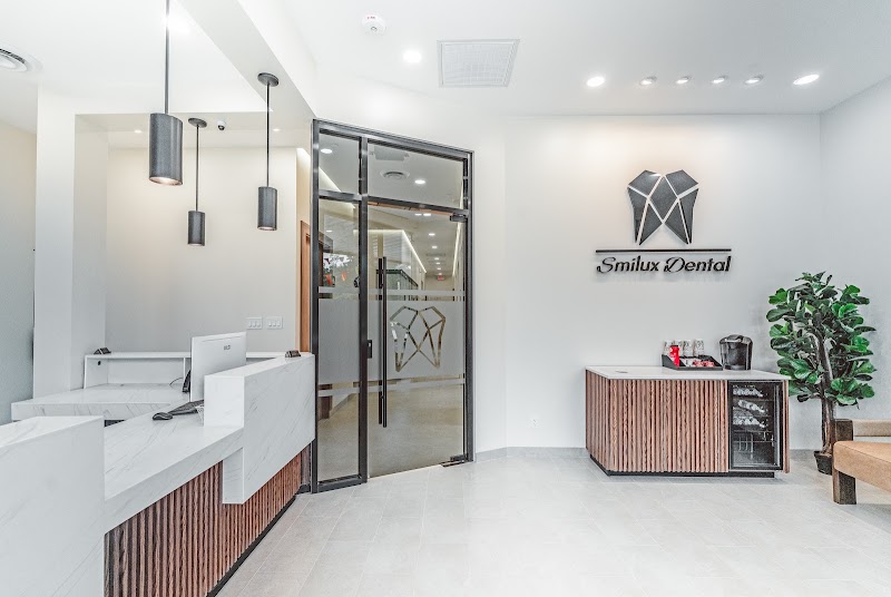 SMILUX DENTAL