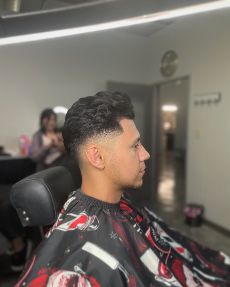 7|7 Blends BarberShop