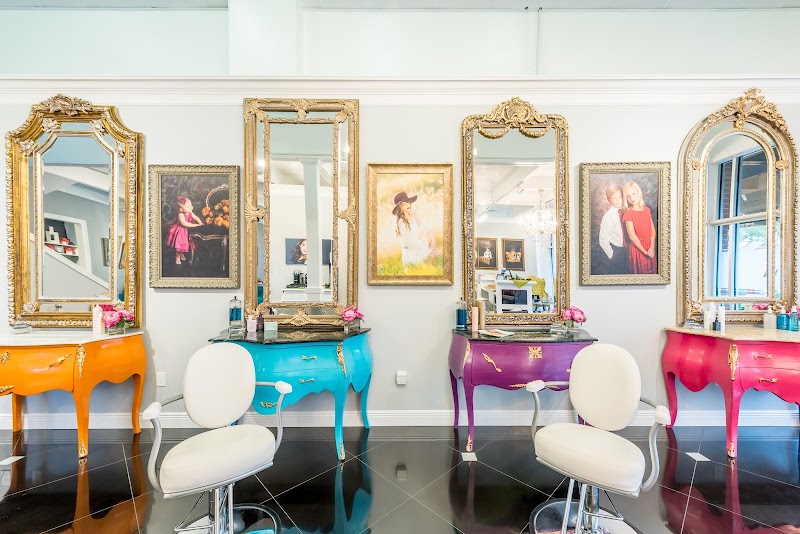 Lavish Salon & Boutique
