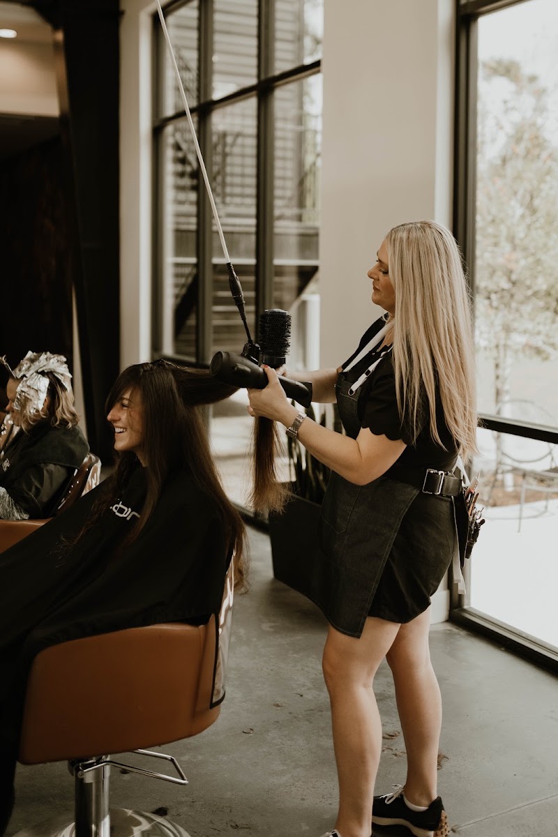 Carbon Salon LLC
