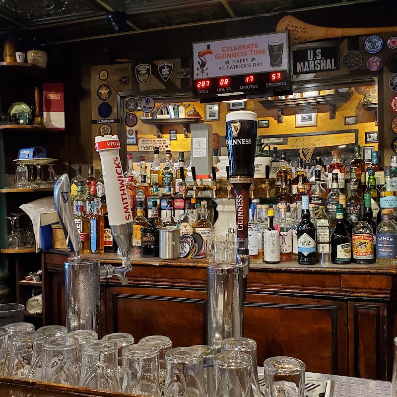 The Auld Dubliner Irish Pub & Kitchen