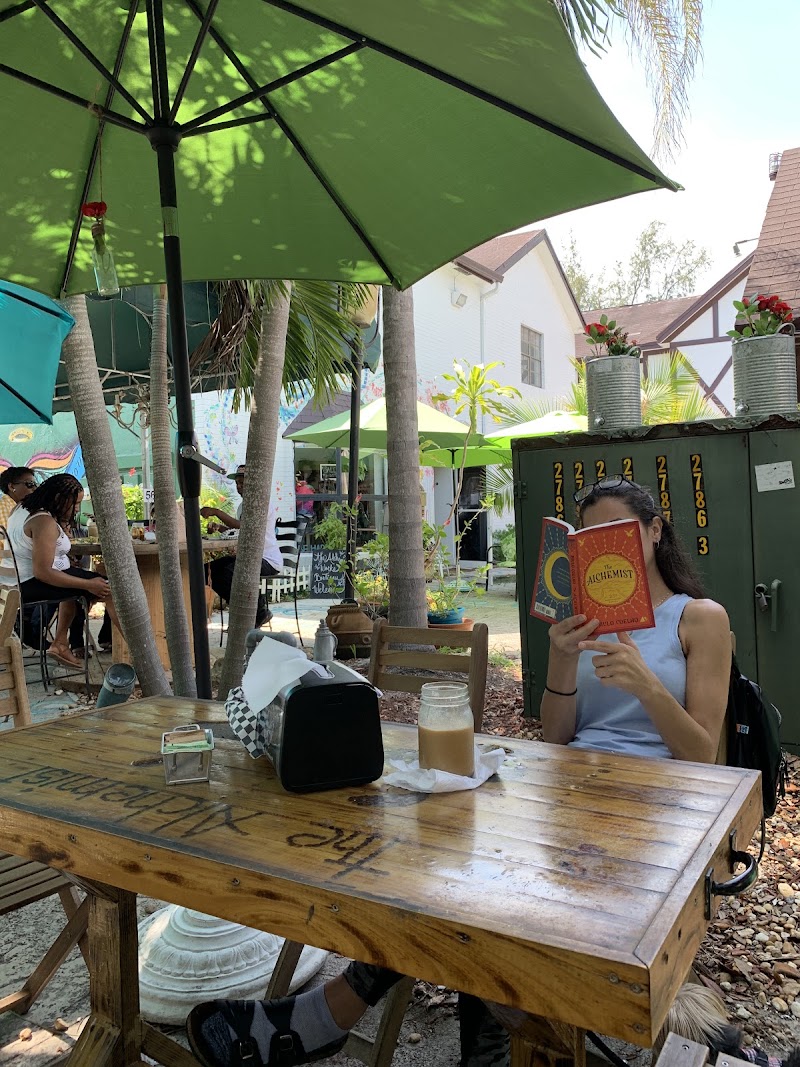 Neverland Coffee Bar