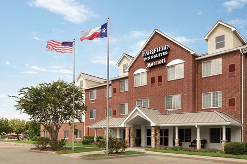 Fairfield by Marriott Inn & Suites Houston The Woodlands