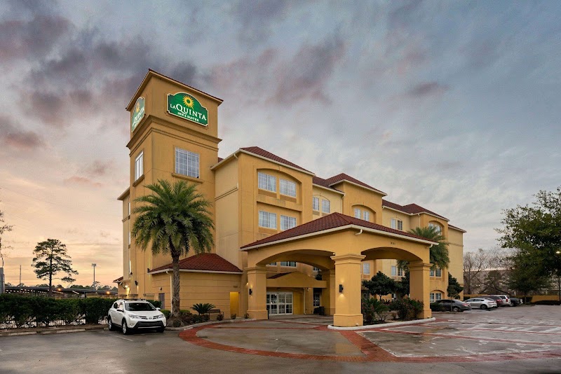 La Quinta Inn & Suites Houston Bush Intl Airport E