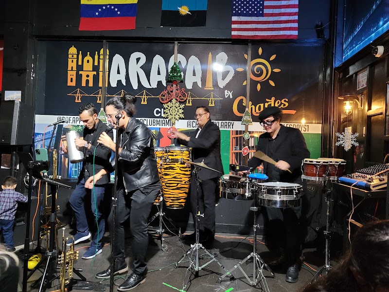 Maracaibo Club by Charles. Rooftop Party and Restaurant