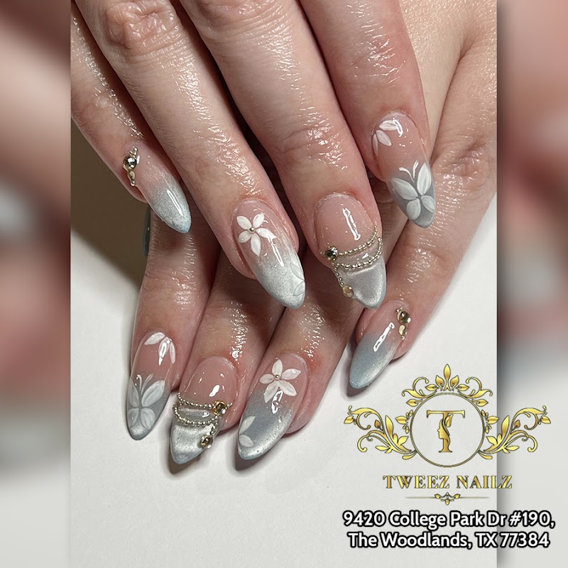 Tweez Nailz & Zpa