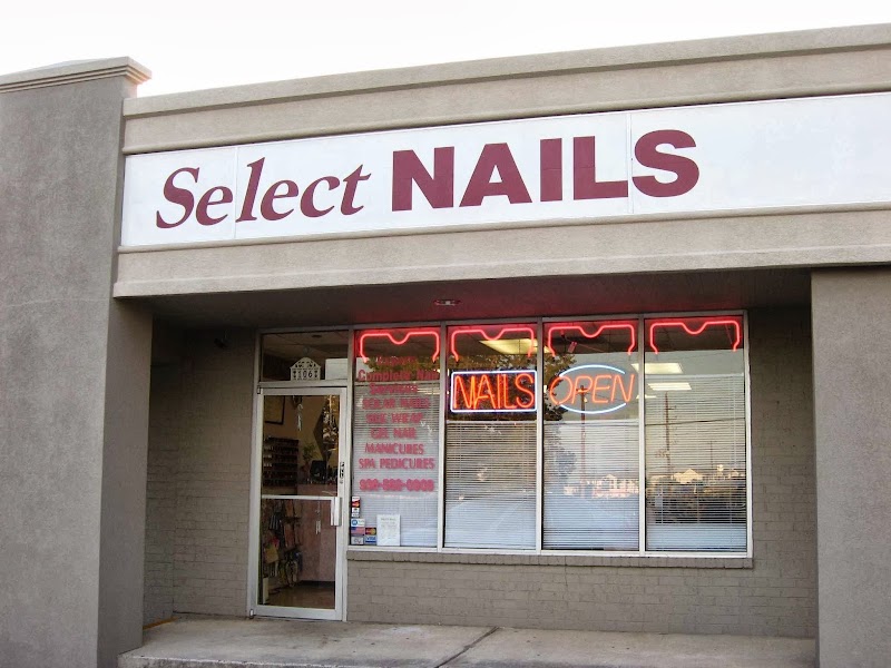 Select Nails