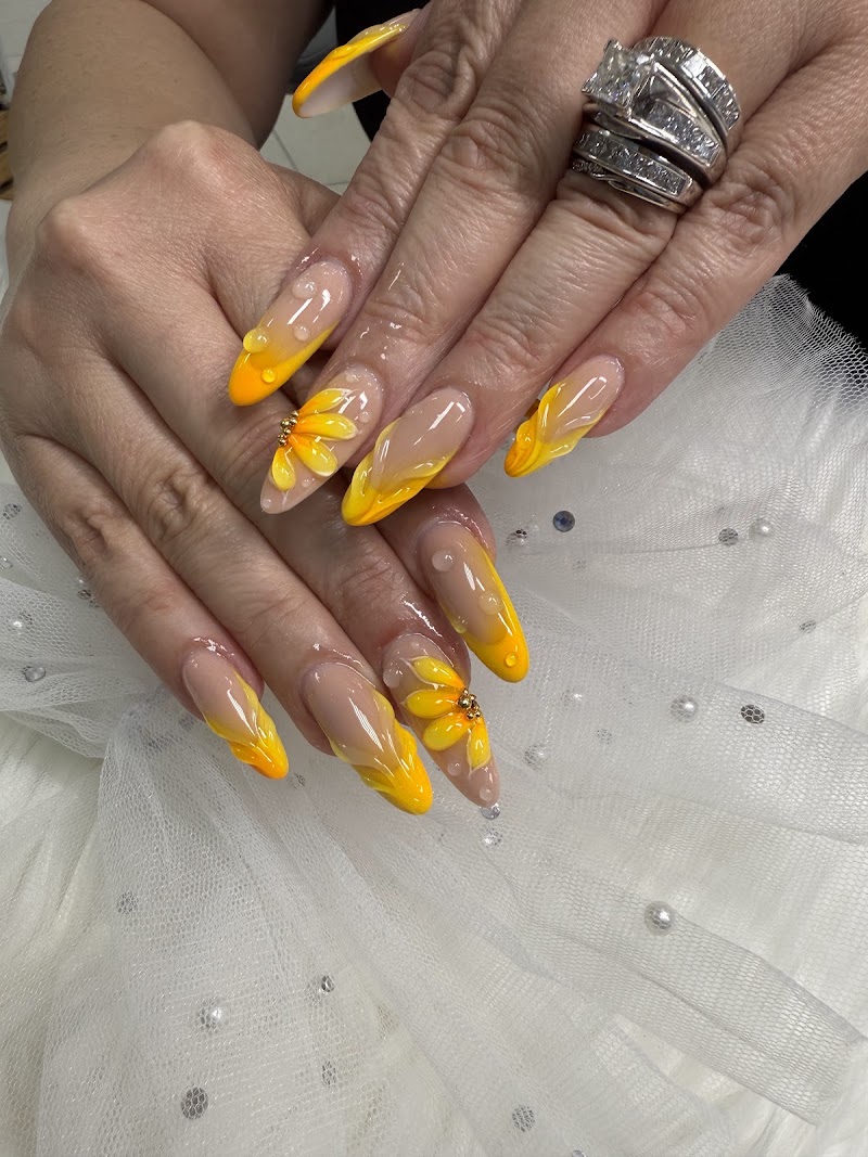 Heavenly Nails
