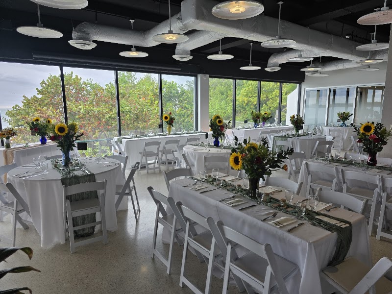 Salt Waterfront Cafeteria