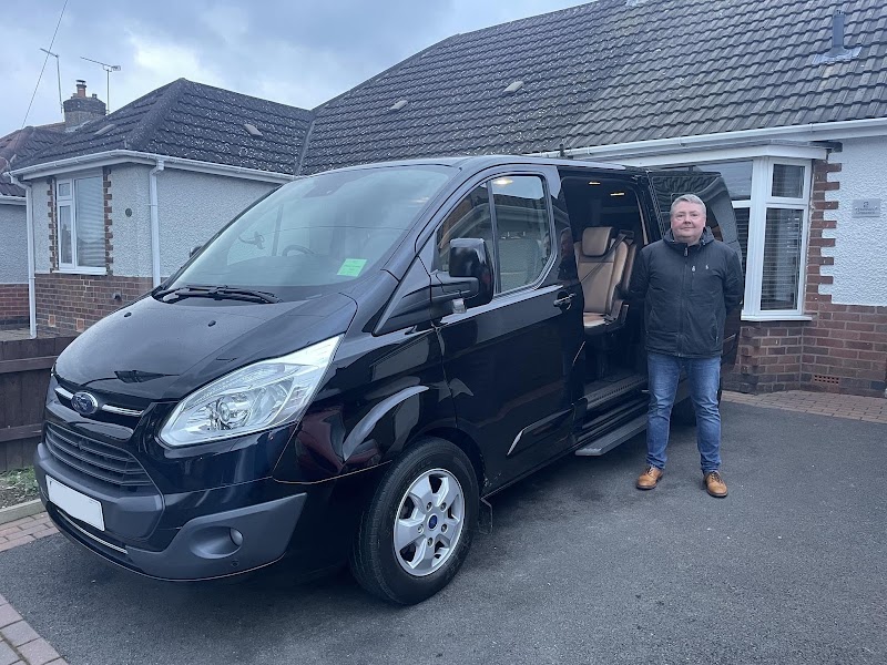 Fret's Cars - Private Mini Bus Taxi Hire