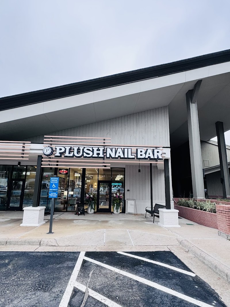Plush Nail Bar Grogan’s Mill