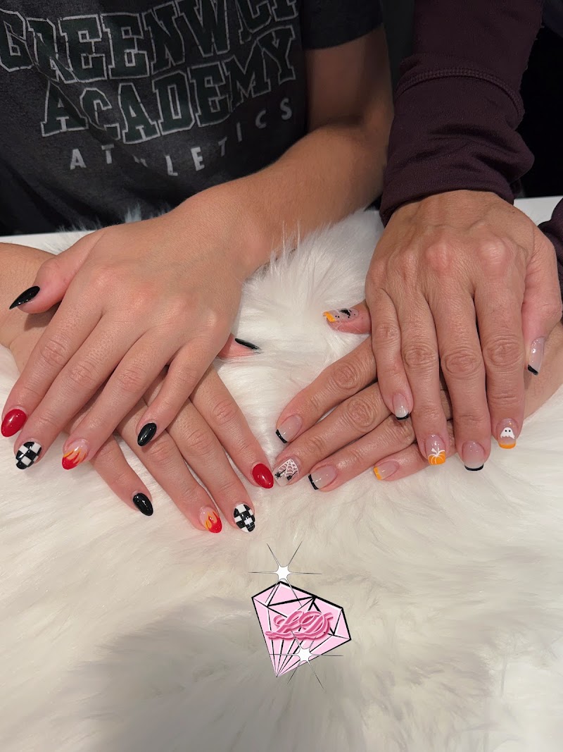 Diamond Nail & Spa