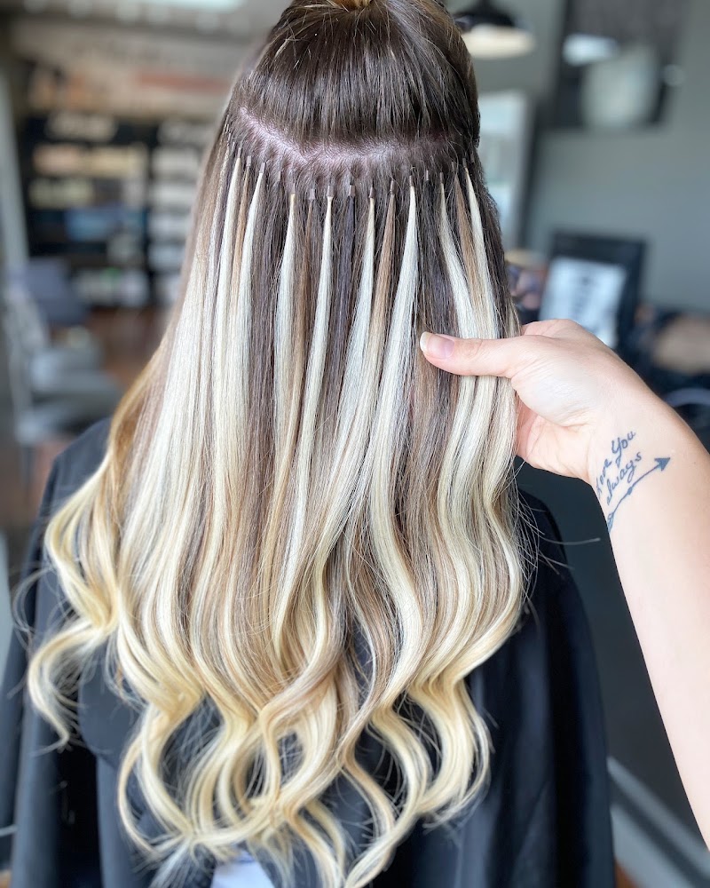 d'Markos Salon