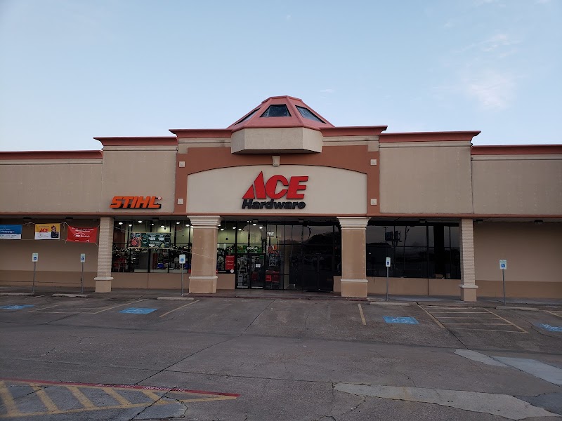 Lake Conroe Ace Hardware