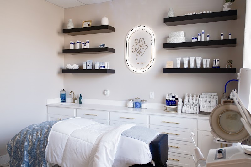 Robles Esthetics