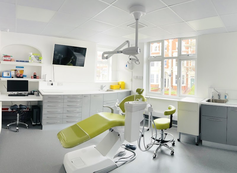 Bright Smiles Dental Practice - Leicester