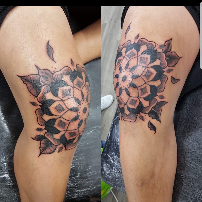 Black Tooth Tattoo Studio
