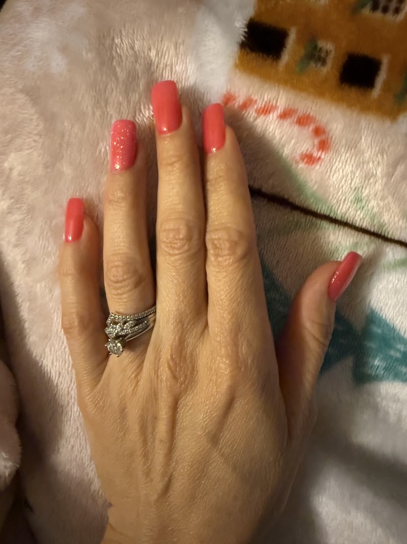 N T Nail & Spa