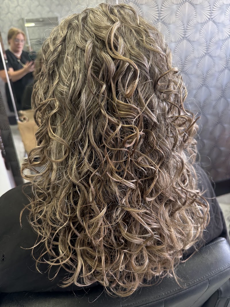 Nudu Hair