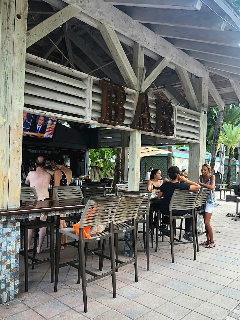 Aqua Bar & Grill