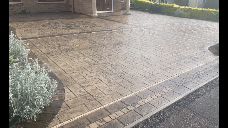 SOMCRETE Driveways & Patios