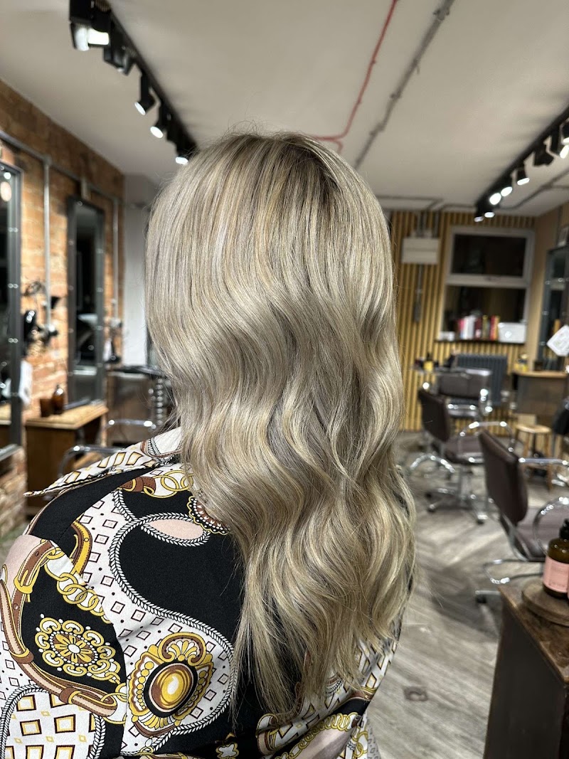 Establishment 57 Hair studio - Oway Organic Hair Salon