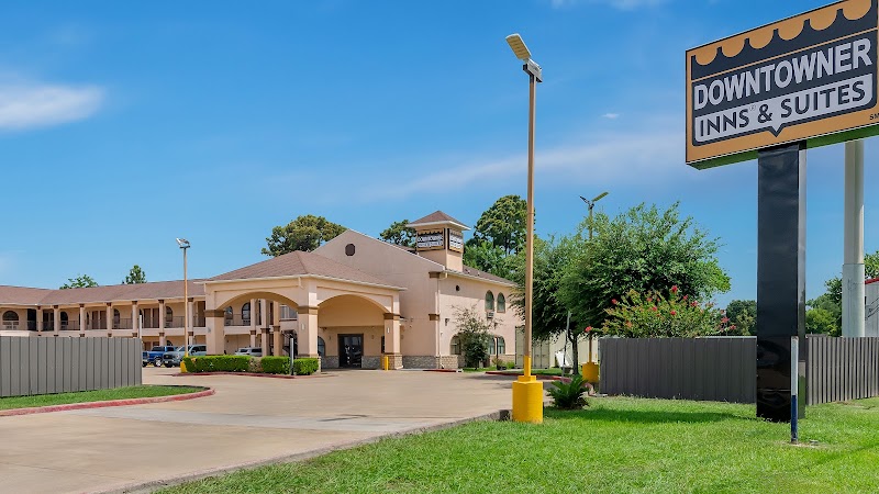Downtowner Inns & Suites