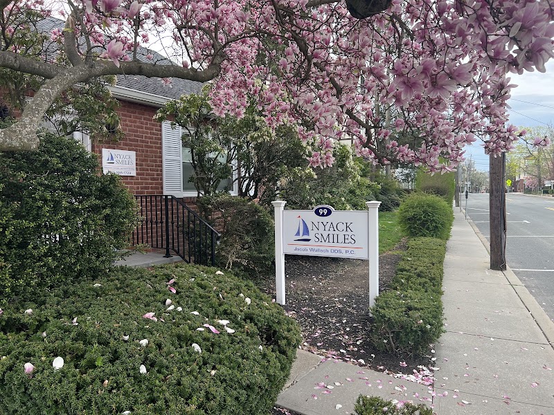 Nyack Smiles: Jacob Wallach DDS, P.C.