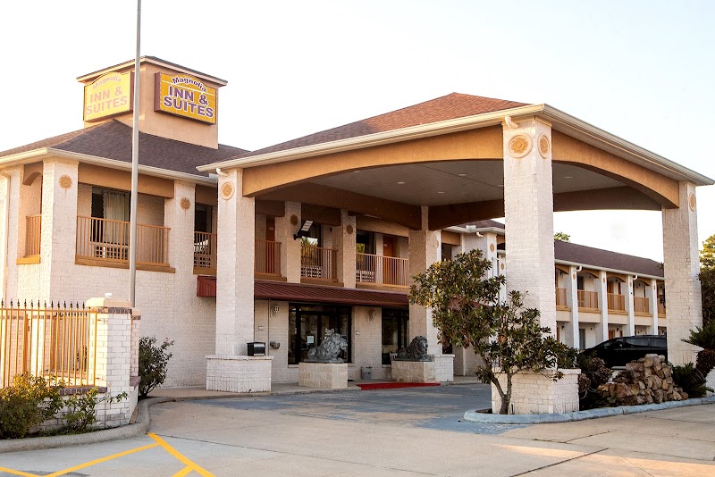 Magnolia Inn & Suites