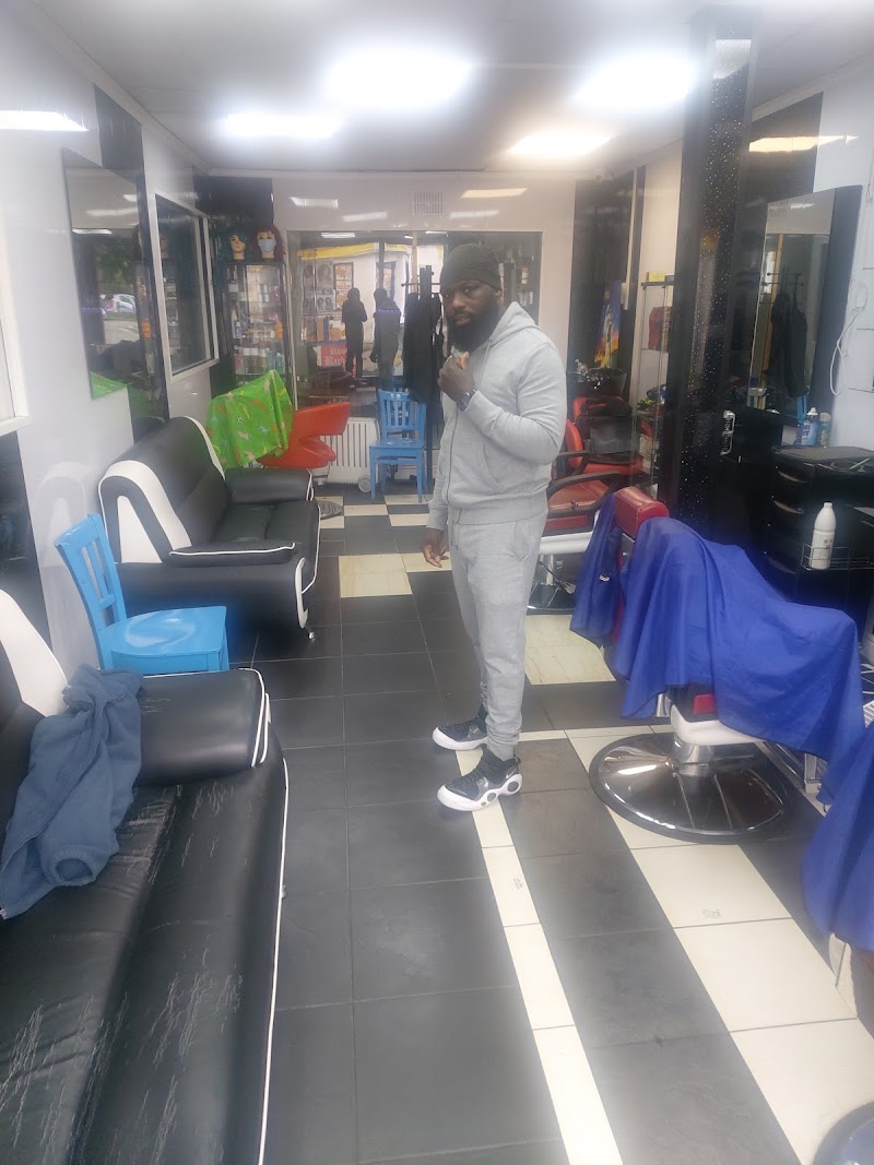 Roots Barbers Derby
