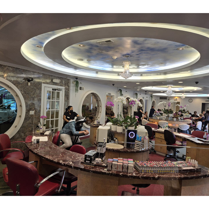 Hill Top Nail & SPA