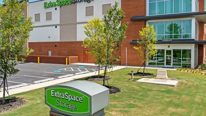 Extra Space Storage